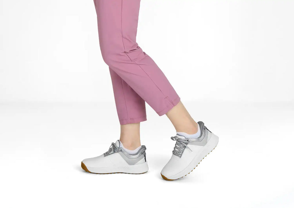 Approach Shot Hands-Free Golf - White/Silver